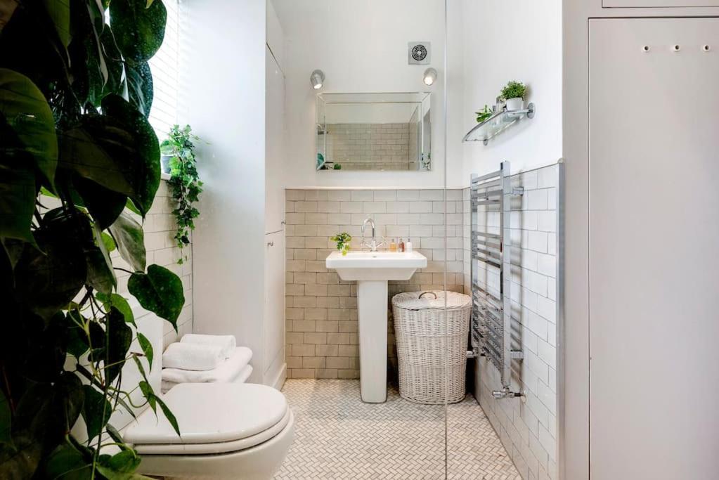 Contemporary Clapham Living Apartment London Luaran gambar