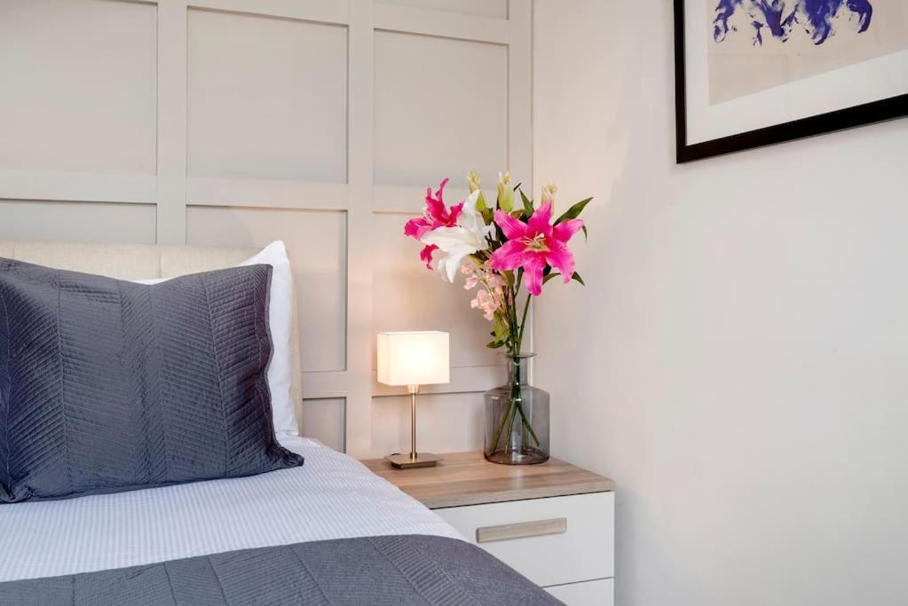 Contemporary Clapham Living Apartment London Luaran gambar